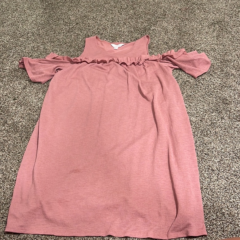 LAUREN CONRAD off the shoulder dress!